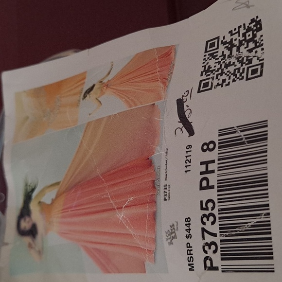 Party,prom ,special occasion - Picture 2 of 4